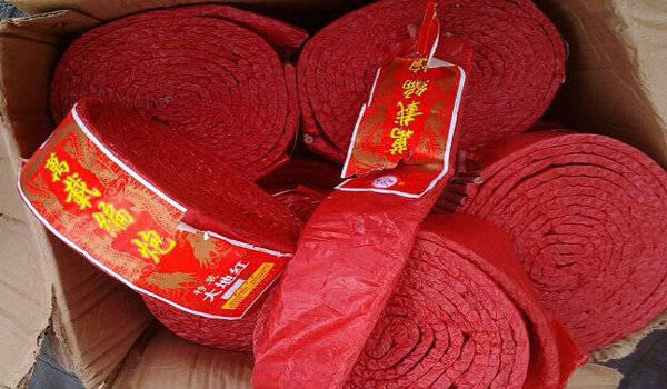 MUMBAI : illegal Chinese crackers worth Rs 38 crore seized by customs department