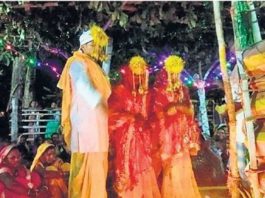 A unique wedding in Bastar, Groom marries two brides