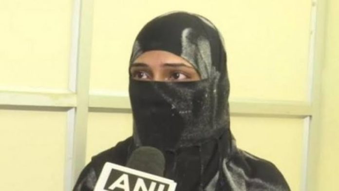 hyderabad man gives triple talaq for wife over crooked teeth