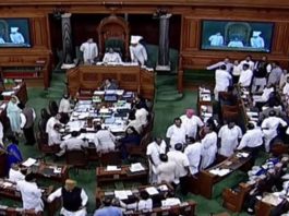 Lok Sabha, uproar in parliament, RLP MP Hanuman Beniwal, congress president Sonia Gandhi