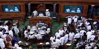 Lok Sabha, uproar in parliament, RLP MP Hanuman Beniwal, congress president Sonia Gandhi