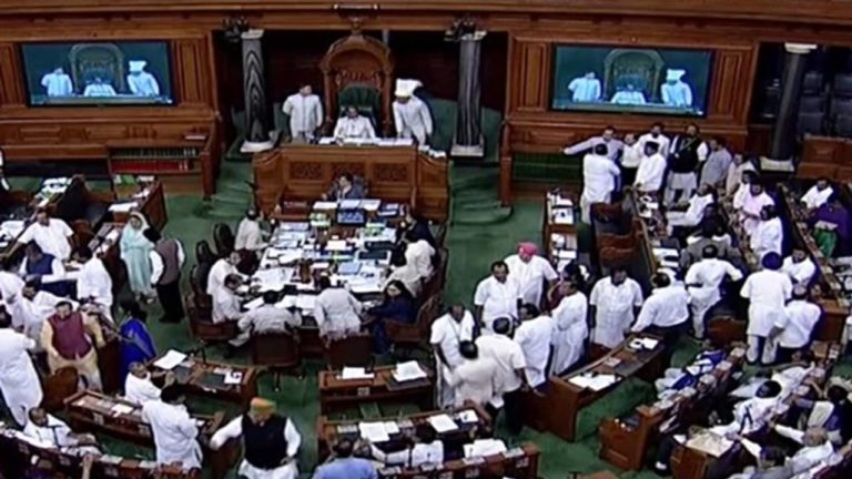 Lok Sabha, uproar in parliament, RLP MP Hanuman Beniwal, congress president Sonia Gandhi