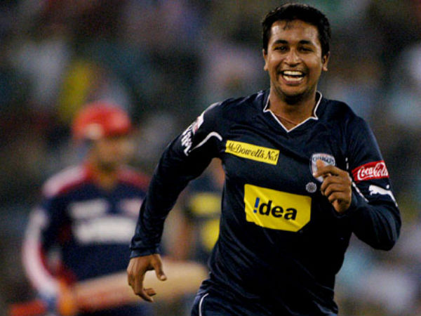 Pragyan Ojha of Deccan Chargers 