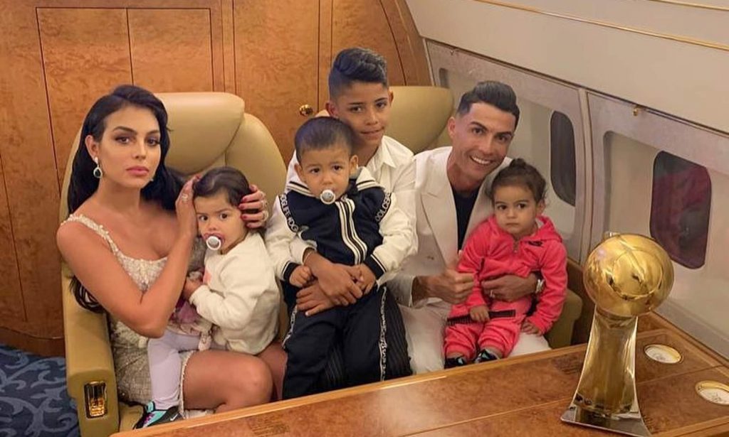 Cristiano Ronaldo Family Photos Gallery