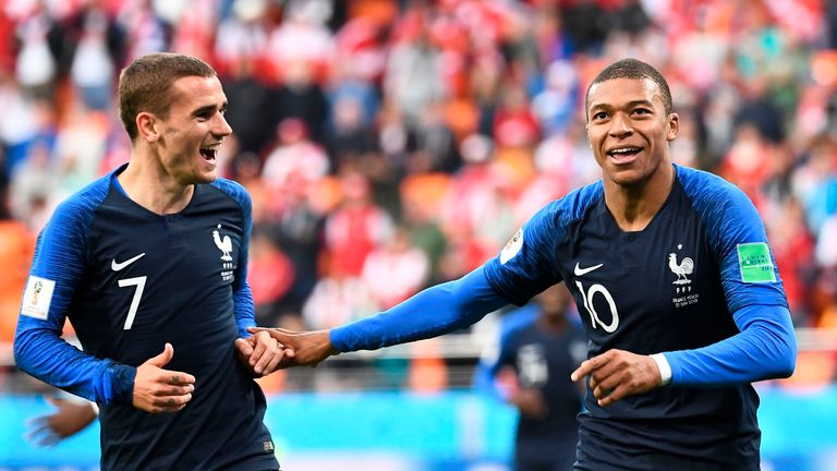 France probable lineup for EURO 2020 - Griezmann and Mbappe