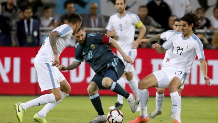 COPA AMERICA 2020 : Argentina vs Uruguay Player Battle