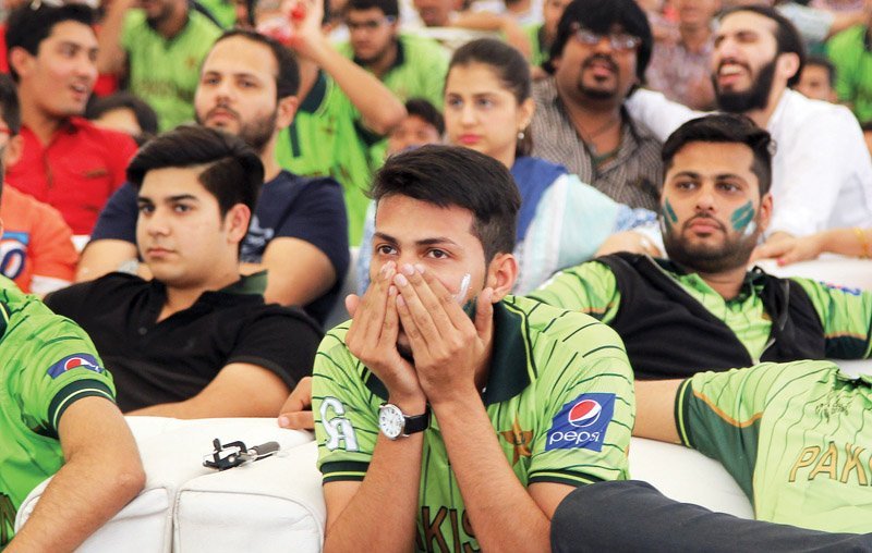 Pakistan Fans disappointed after England cancel tour to Pakistan