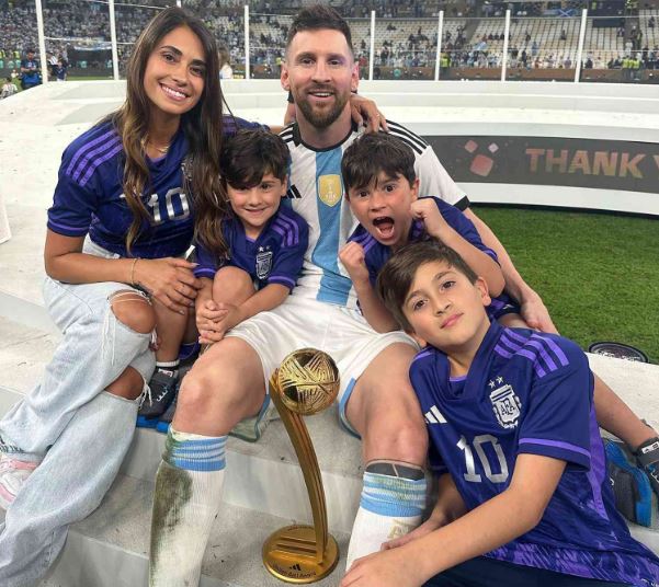 Messi and family at the World Cup