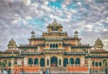 Top 10 places to visit in Jaipur