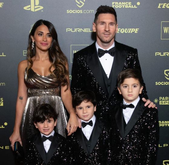 Messi and Antonella Love Story