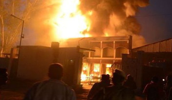 दीपक वेजप्रो कंपनी में लगी आग से करोड़ों रुपए का नुकसान