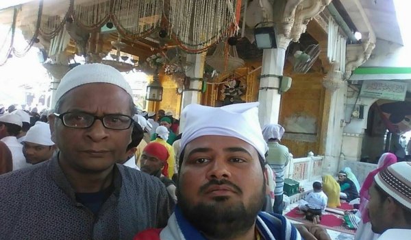 kanpur samajwadi party leaders and workers visits dargah ajmer sharif for success mission 2017