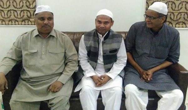 kanpur samajwadi party leaders and workers visits dargah ajmer sharif for success mission 2017