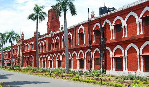 सेकुलर देश में वृहत्तर समाज के हितों की अनदेखी क्यो? सेकुलर देश में वृहत्तर समाज के हितों की अनदेखी क्यो?