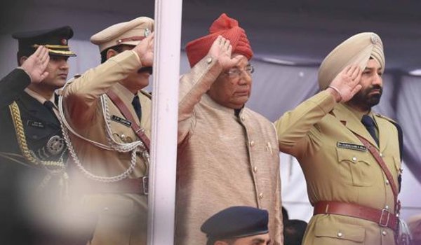 राष्ट्रविरोधी शक्तियों का मुकाबला करने के लिए कमर कस लें : सोलंकी राष्ट्रविरोधी शक्तियों का मुकाबला करने के लिए कमर कस लें : सोलंकी