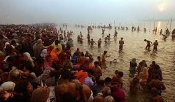 मकर संक्रांति : गंगा सागर में लाखों लोगों ने किया पुण्य स्नान