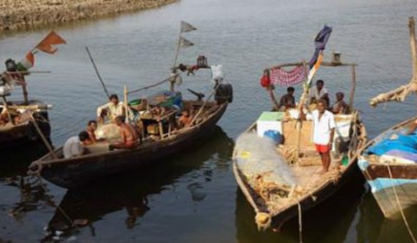 बांग्लादेश ने रिहा किए दो माह से बंधक 178 भारतीय मछुआरे