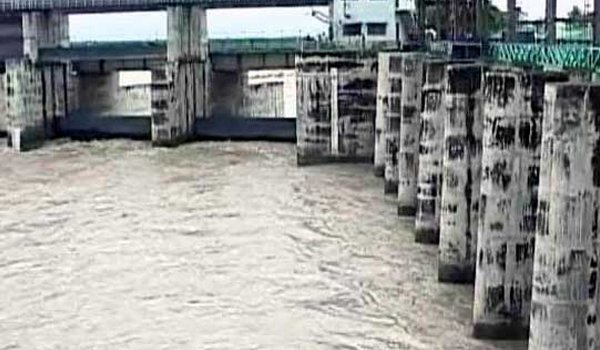 haryana crawls to normalcy, army takes over munak canal
