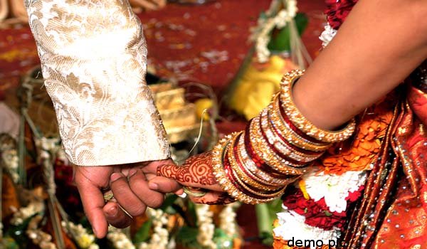 वेश्यावृति कराने के ​इरादे से नाबालिग से शादी की कोशिश, दूल्हा अरेस्ट