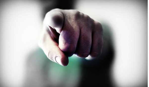 क्या थी वजह बच्चों की हत्या के बाद मां फांसी पर झूल गई? क्या थी वजह बच्चों की हत्या के बाद मां फांसी पर झूल गई?