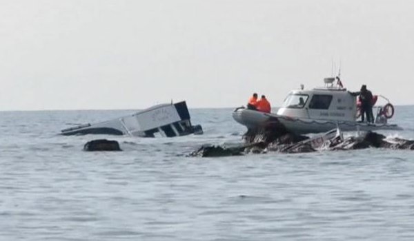 ग्रीस तट के नजदीक फिर डूबी नौका, 40 की मौत