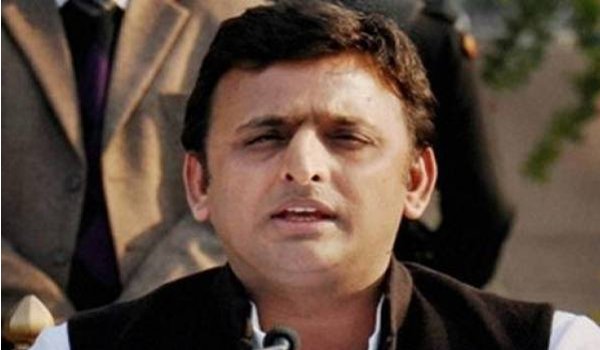 विधान परिषद चुनाव : सीएम ने सैफई में डाला वोट, पीएम नहीं कर पाए मतदान विधान परिषद चुनाव : सीएम ने सैफई में डाला वोट, पीएम नहीं कर पाए मतदान