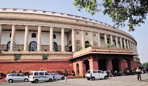 रियल एस्टेट बिल लोकसभा में पारित, बिल्डरों पर शिकंजा रियल एस्टेट बिल लोकसभा में पारित, बिल्डरों पर शिकंजा
