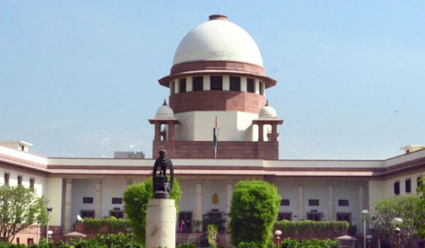सुप्रीम कोर्ट ने खारिज की ‘इंडिया’ की जगह ‘भारत’ वाली याचिका सुप्रीम कोर्ट ने खारिज की ‘इंडिया’ की जगह ‘भारत’ वाली याचिका