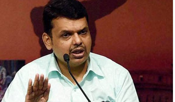 किसानों को भरपूर मदद करेगी सरकार : मुख्यमंत्री देवेंद्र फडणवीस किसानों को भरपूर मदद करेगी सरकार : मुख्यमंत्री देवेंद्र फडणवीस