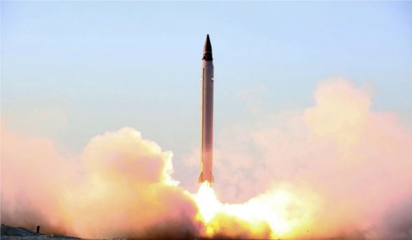 ईरान ने दूसरे दिन भी किया बैलिस्टिक मिसाइल का परीक्षण