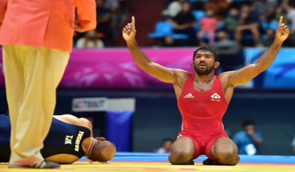 भारतीय पहलवान योगेश्वर ने हासिल किया ओलम्पिक टिकट भारतीय पहलवान योगेश्वर ने हासिल किया ओलम्पिक टिकट