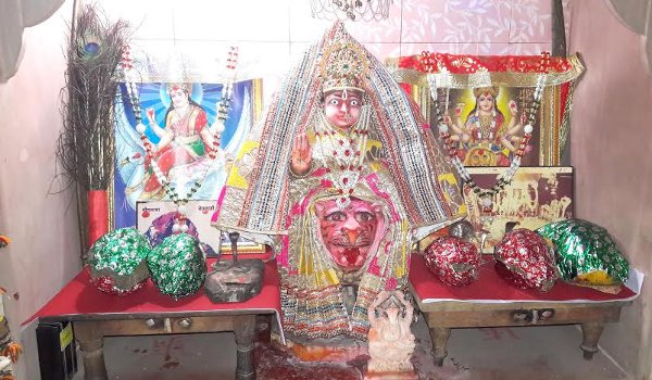 मां अर्बुदा देवी का वार्षिकोत्सव धूमधाम से मनाया मां अर्बुदा देवी का वार्षिकोत्सव धूमधाम से मनाया