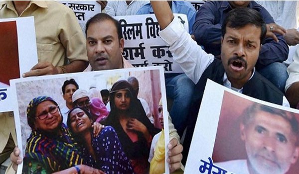 दादरी हत्याकांड : जांच रिपोर्ट से मिला संकेत अखलाक के घर बना था बीफ दादरी हत्याकांड : जांच रिपोर्ट से मिला संकेत अखलाक के घर बना था बीफ