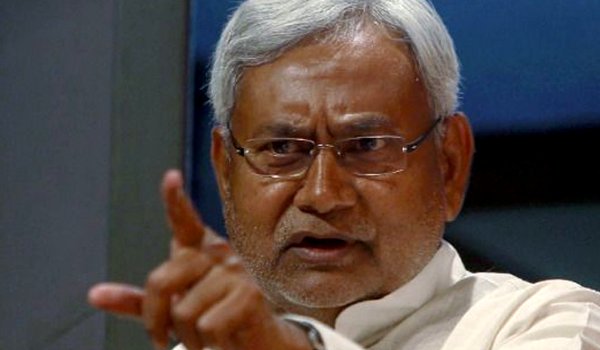 भाजपा का सत्ता से 2019 में जाना नि​श्चित : नीतीश कुमार