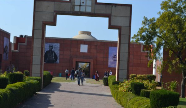 भारत के सबसे बड़े चिल्ड्रन्स लिटरेचर फेस्टिवल बुकरू की शुरूआत भारत के सबसे बड़े चिल्ड्रन्स लिटरेचर फेस्टिवल बुकरू की शुरूआत