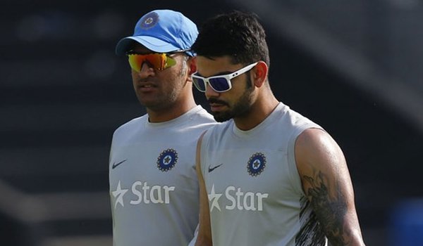 आईसीसी की टीम से धोनी बाहर, कोहली बने कप्तान