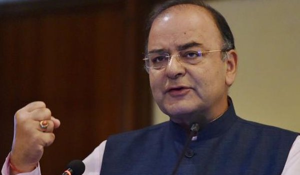 विदेशों में काला धन रखना पड़ेगा महंगा : वित्त मंत्री विदेशों में काला धन रखना पड़ेगा महंगा : वित्त मंत्री