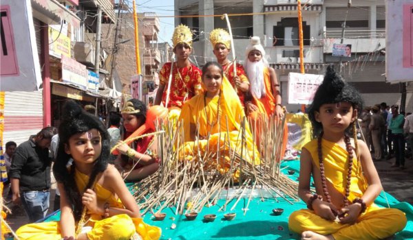 रामनवमीं पर पाली में निकली ऐतिहासिक विराट शोभायात्रा