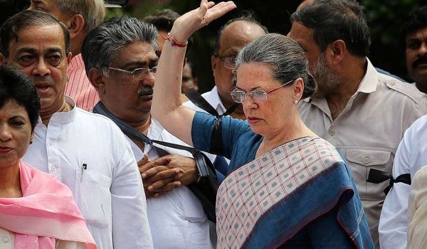 अगस्ता विवाद पर 6 मई को संसद मार्च करेगी कांग्रेस अगस्ता विवाद पर 6 मई को संसद मार्च करेगी कांग्रेस