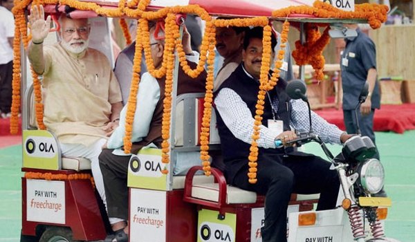 स्टैंड अप इंडिया का उद्देश्य उद्यमशीलता को बढ़ावा देना : मोदी स्टैंड अप इंडिया का उद्देश्य उद्यमशीलता को बढ़ावा देना : मोदी