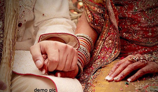 युवती को प्रेमजाल में फंसाया, शादी का झांसा देकर 4 साल तक करता रहा रेप युवती को प्रेमजाल में फंसाया, शादी का झांसा देकर 4 साल तक करता रहा रेप
