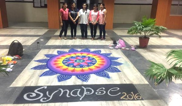 जेएलएन मेडिकल कॉलेज का सांस्कृतिक एवं खेल सप्ताह ‘सिनैप्स-2016’ शुरू जेएलएन मेडिकल कॉलेज का सांस्कृतिक एवं खेल सप्ताह ‘सिनैप्स-2016’ शुरू