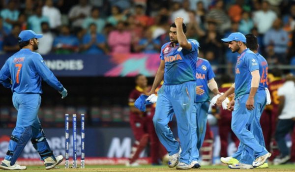 ICC World T20 : पूर्व क्रिकेटरों ने की भारतीय टीम की तारीफ ICC World T20 : पूर्व क्रिकेटरों ने की भारतीय टीम की तारीफ