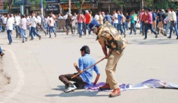 यूपीपीएससी के नए अध्यक्ष के सामने मुश्किलों का पहाड यूपीपीएससी के नए अध्यक्ष के सामने मुश्किलों का पहाड
