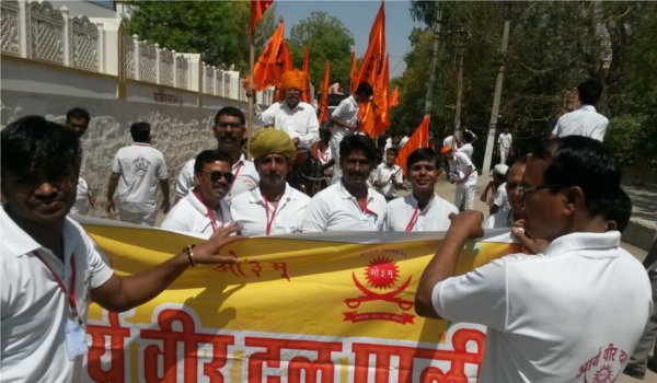 पाली आर्यवीर दल की स्वर्ण जयंती पर निकली शोभायात्रा पाली आर्यवीर दल की स्वर्ण जयंती पर निकली शोभायात्रा