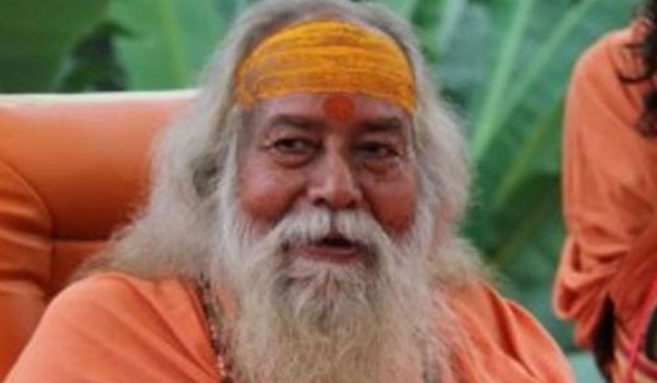 महाराष्ट्र में सूखे के लिए साईं बाबा जिम्मेदार, शनि मंदिर में महिलाओं के प्रवेश से होगा विनाश महाराष्ट्र में सूखे के लिए साईं बाबा जिम्मेदार, शनि मंदिर में महिलाओं के प्रवेश से होगा विनाश