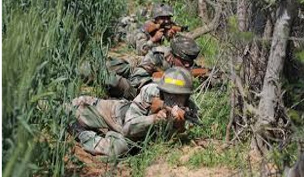 दक्षिण कश्मीर के पुलवामा में मुठभेड़, तीन आतंकी ढेर दक्षिण कश्मीर के पुलवामा में मुठभेड़, तीन आतंकी ढेर