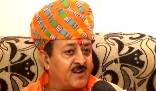 बीजेपी विधायक बोले, माहौल खराब कर रहे हैं बिहारी छात्र बीजेपी विधायक बोले, माहौल खराब कर रहे हैं बिहारी छात्र