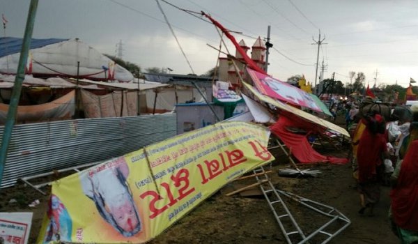 ujjain kumbh as tents collapses after heavy rainfall