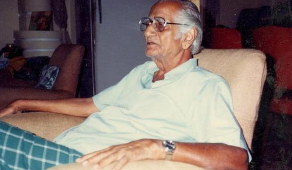 मजरूह सुल्तानपुरी को एक दिन बिक जाएगा गीत के लिए मिले थे 1000 रुपए मजरूह सुल्तानपुरी को एक दिन बिक जाएगा गीत के लिए मिले थे 1000 रुपए